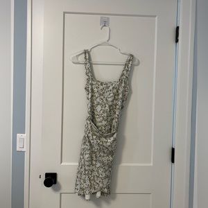 Aritzia Wrap dress (never worn)